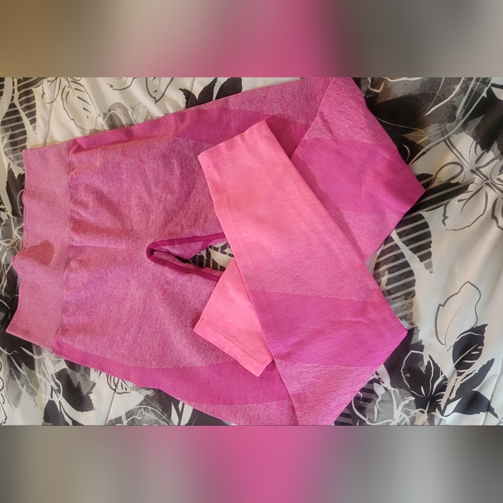 PINK sealmess leggings